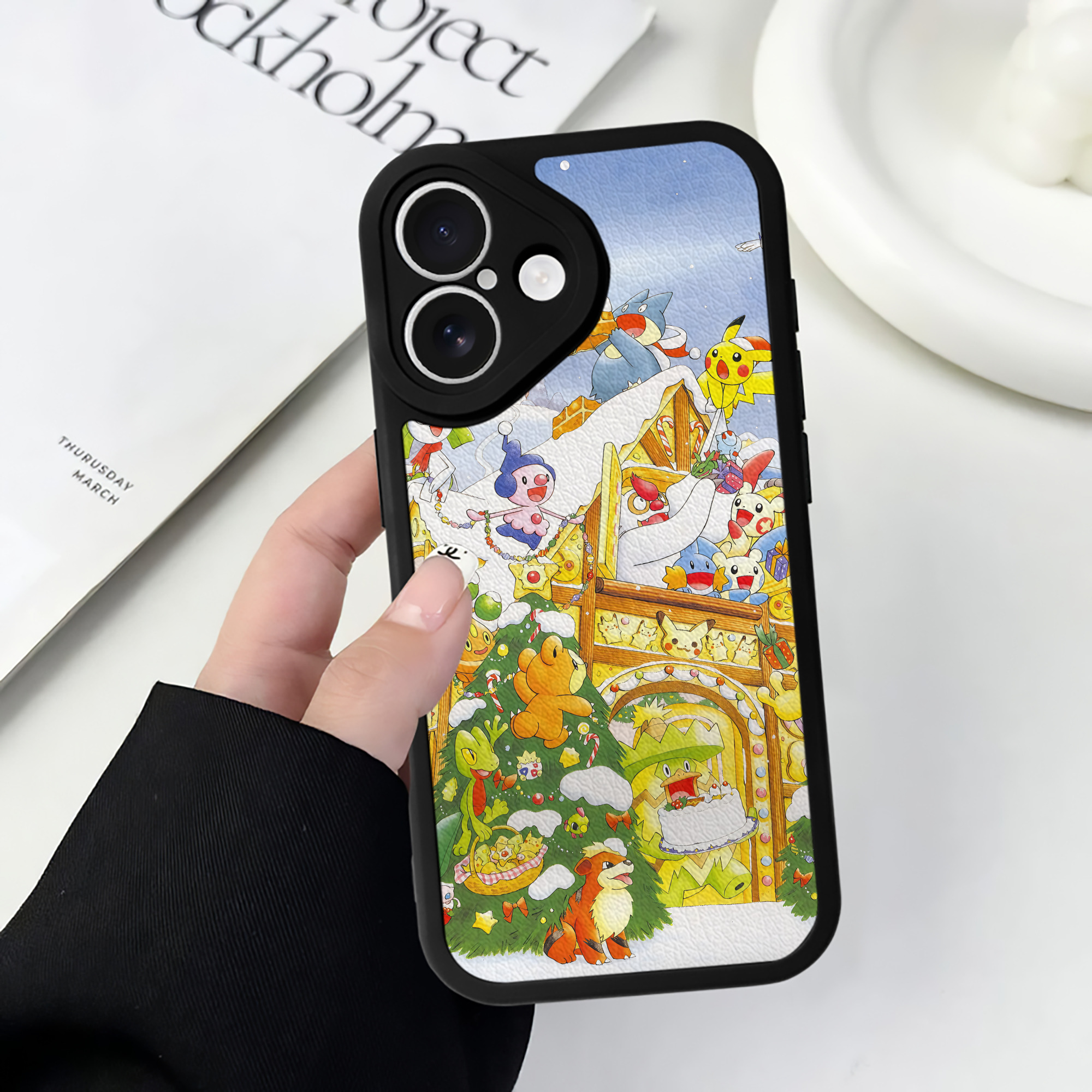 （画像用） ポケットモンスター Pokémon 【iPhone 16シリーズ対応】シリコンスマホケース（レザー調） 材質：シリコン